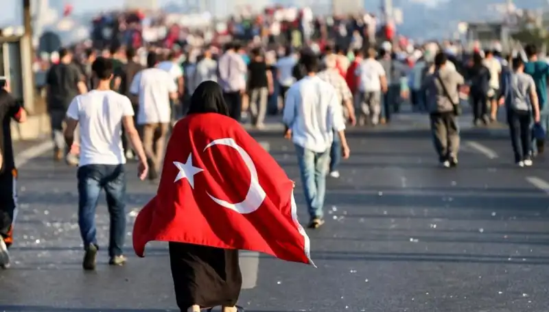 Kabineden 15 Temmuz’a özel anlamlı mesajlar: Demokrasiye sahip çıkma vurgusu