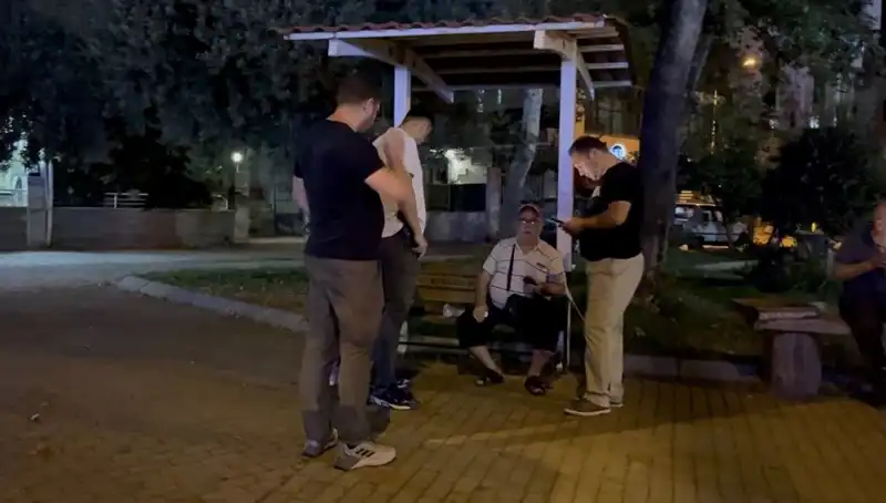 Kısa Görme Kaybı Yaşayan Adamın Telefonu Çalındı: Güvenlik Açıkları Ortaya Çıktı