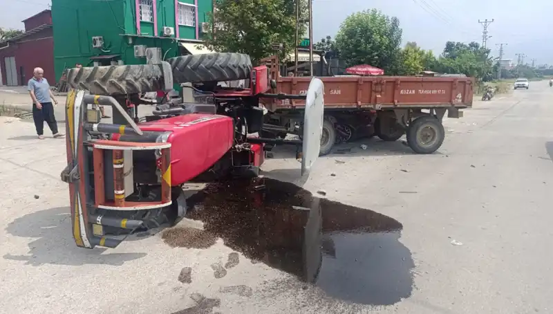 Traktör-Otomobil Çarpışmasında Şok Edici Devrilme: İki Yaralı