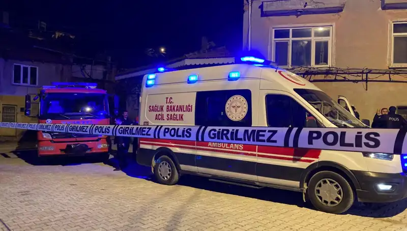 Yaşlı Adamın Gizemli Ölümü: Evi Alev Alev Yandı!