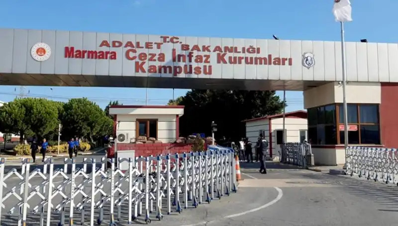 İBB Soruşturmasında Şok Tutuklama: Kimi Cezaevine Gönderildi?