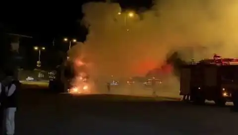 Zonguldak'ta Seyir Halindeki TIR Kısa Sürede Alev Alev Yandı