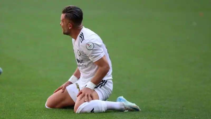 Küme Düşme, Haciz ve İcra: Futbol Takımları Neden Puan Silme Cezası Alıyor?