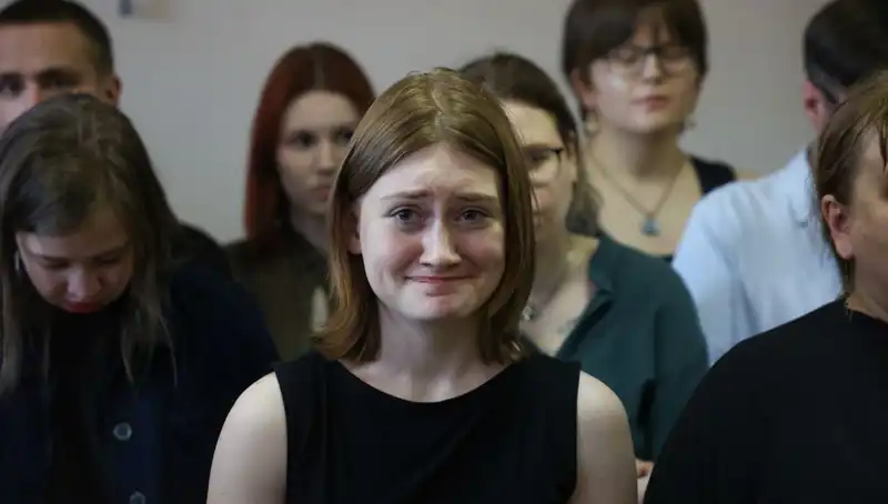 19 Yaşındaki Rus Aktivist Darya Kozyreva'ya Savaş Karşıtı Protesto Nedeniyle Hapis Cezası