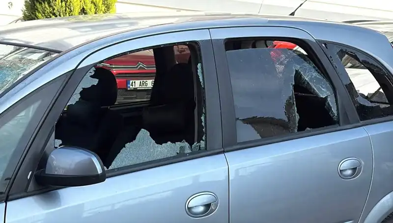 Komşular Arasında Çıkan Silahlı Kavga: Bir Ölü, Üç Yaralı