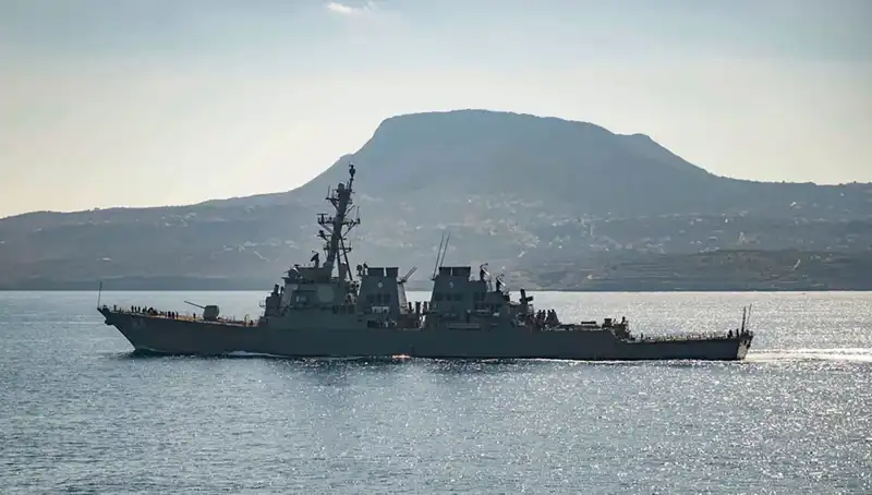 ABD’den Yunanistan’a Stratejik Donanma Üssü Yatırımı: Yeni Güvenlik İttifakları