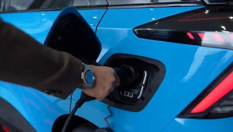 Elektrikli Araç Şarj İstasyonları Türkiye'de 11 Bini Geçti: Geleceğe Açılan Kapı
