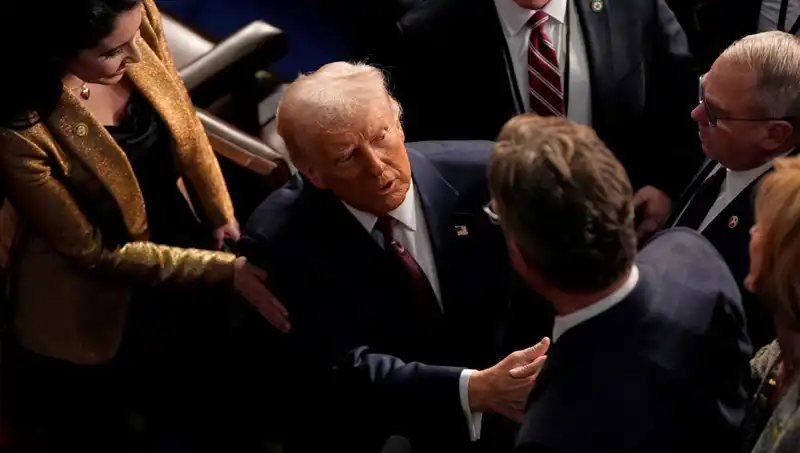 Trump, Hastalık Kontrolünde Yeni İhale İle 4 Milyon Hayat Tehlikede!