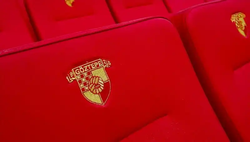 Göztepe, Genç Yetenek Junior Olaitan ile Anlaşma Sağladı