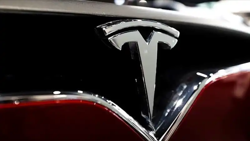 Tesla, Türkiye’de Model Y Satış Tarihini Açıkladı: Heyecan Dorukta!