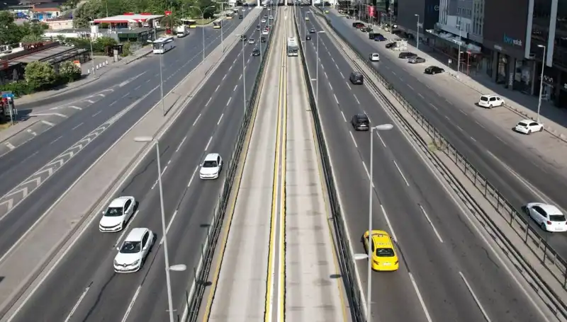Bayramda İstanbul'da Yollar Boş Kaldı: Nedenleri ve Beklentiler