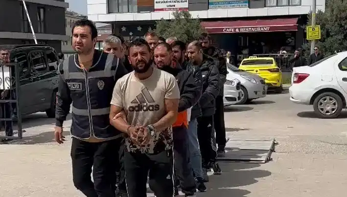 Edirne'de Büyük Soruşturma: Yedi Firari Operasyonla Yakalandı