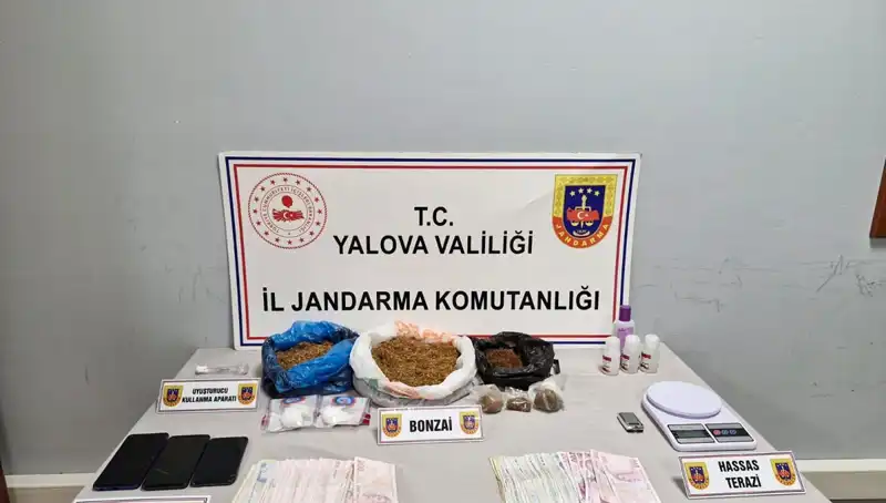 Yalova'da Uyuşturucu Operasyonu: İki Şüpheli Tutuklandı ve Şehirdeki Gündem Değişti