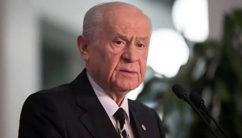 Devlet Bahçeli, Kurban Vekaletini Kızılay'a Vererek Dayanışma Mesajı Verdi