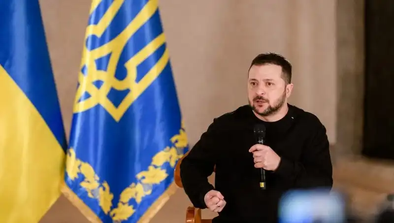 Zelenski: Rusya'nın Planları Hakkında Bilgimiz Yok, Tansiyon Yükseliyor!