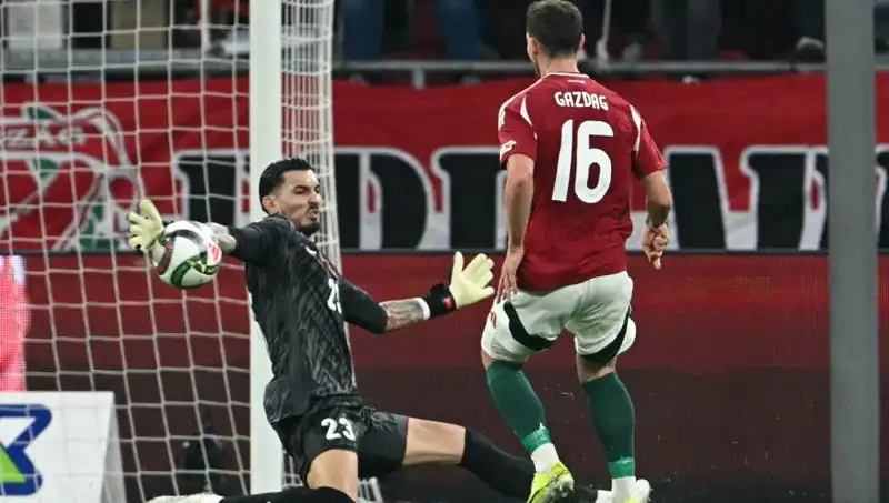 Türkiye'nin Futbol Geleceği: Milli Takımın Dönüm Noktası ve Yazarların Yorumu
