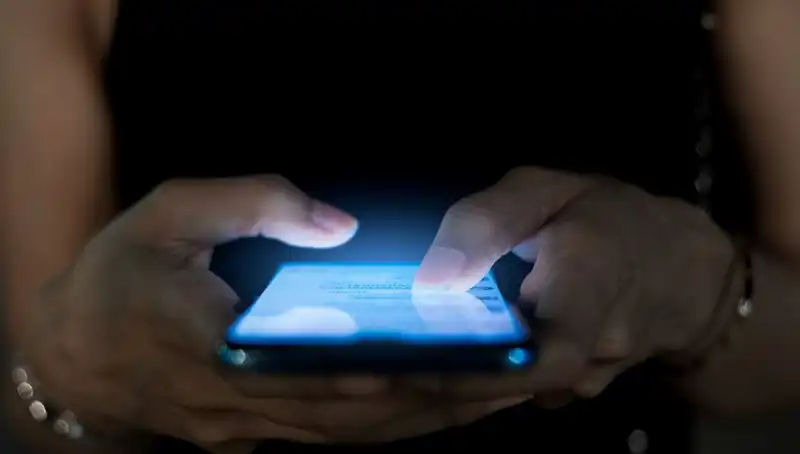 Narsisizmin Yeni İşareti: Telefon Alışkanlıkları Üzerine Şaşırtıcı Sonuçlar