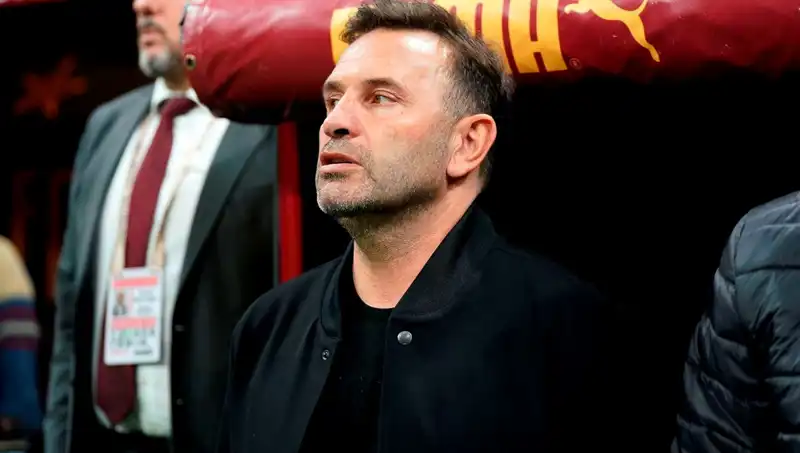 Galatasaray'da Okan Buruk, Kadroda Tek Değişikliğe Gitti!