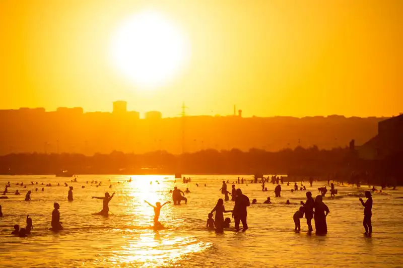 İstanbul'da Sıcak Hava Dalgası: Temmuz Gibi Bir Mayıs
