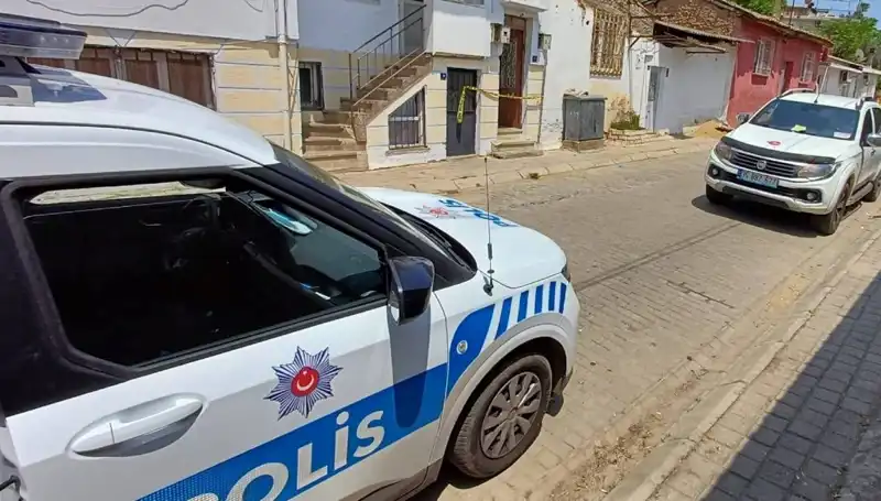 Evden Gelen Tuhaf Kokular, Üç Gündür Ölü Yatan Adamın Sırrını Ortaya Çıkardı