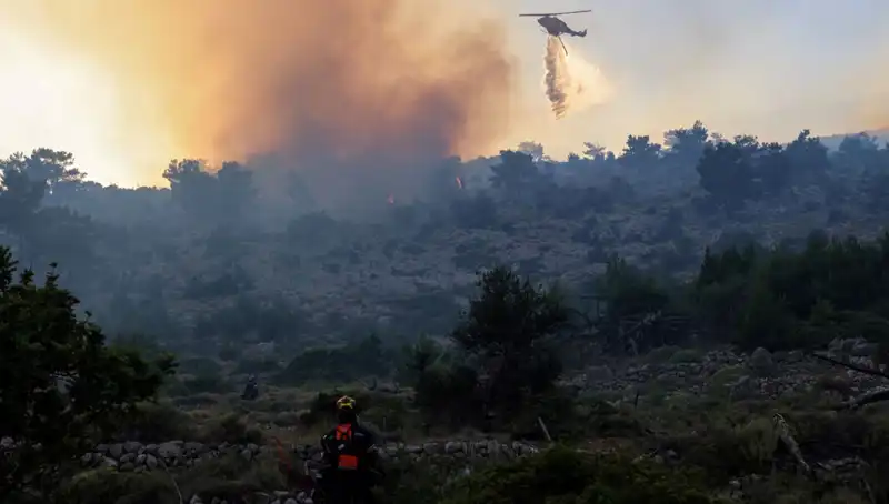 Eğriboz Adası’nda Yangın Felaketi: İki Köy Tahliye Sürecinde Neler Yaşandı?