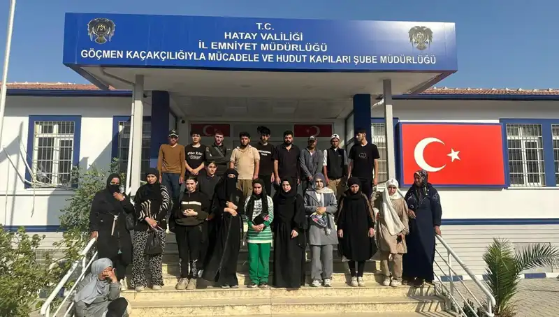 Minibüste 24 Göçmen Yakalandı: Sınır Güvenliği Zayıf Mı?