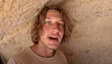 Yasaklı Kızılderili Adasında Gizlice Görüntü Çeken Turistin Tutuklanması