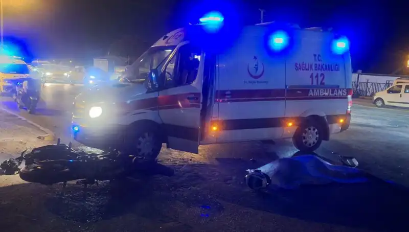 Antalya’da Trafik Kazası: Motosikletli Genç Hayatını Kaybetti